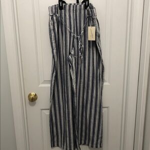 NWT Universal Thread Blue and White Striped Paperbag Waist Wide Leg Pants